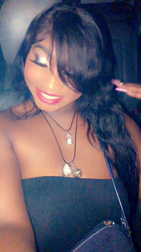 Sanaa Lee_ actrice parfaite collection