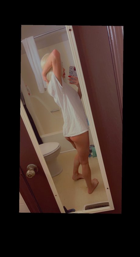 Savanna jo mannequin image