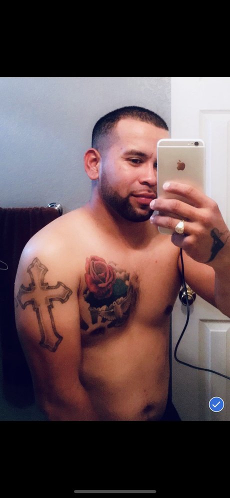 SaintV star du porno érotique galerie