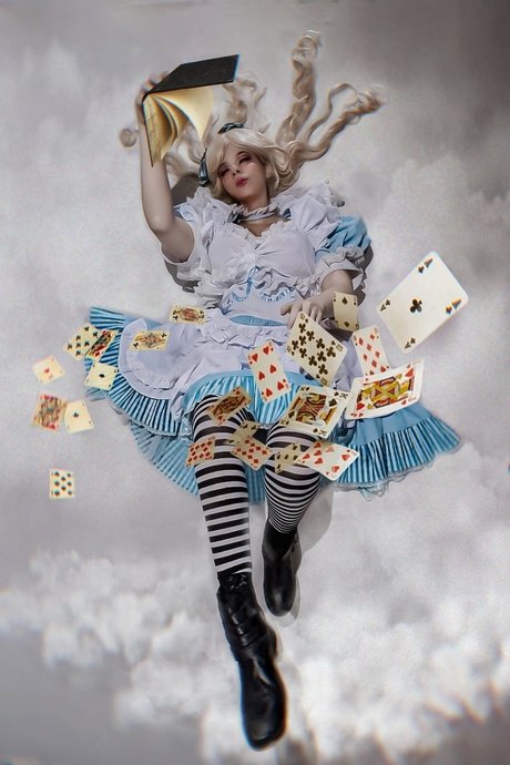 REI Lieb actrice xxx image