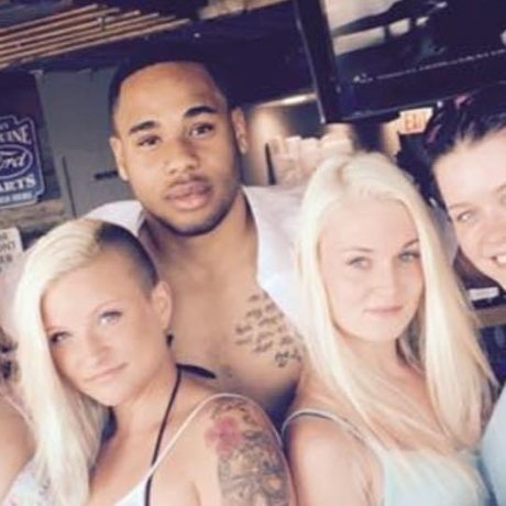 Rico00711 étoile érotique galeries