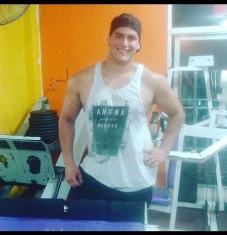 Lujuriaivan jolie star du porno des photos