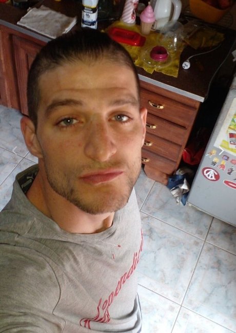 Lucca modèle exclusif images