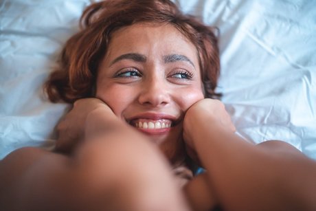 rousse aux gros seins onlyfans meilleur art collection