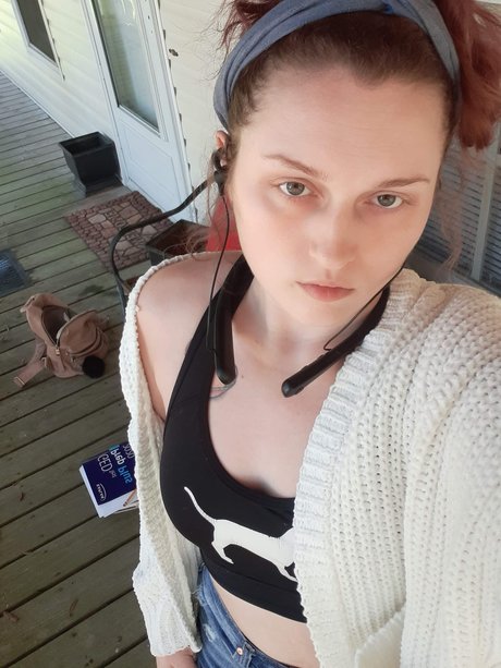 Liveandletdie135 modèles nus collection