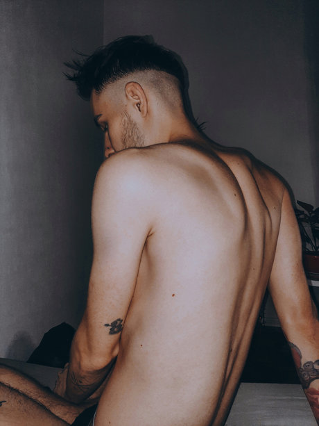 TheVs actrice de nus images