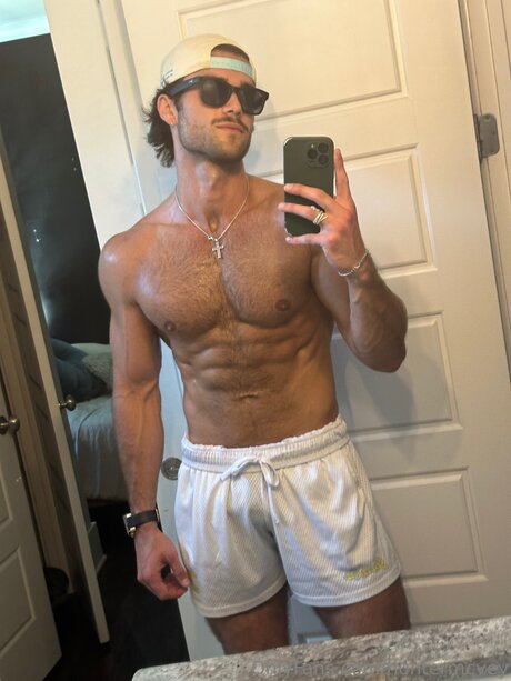 Huntermcvey actrice hd photo