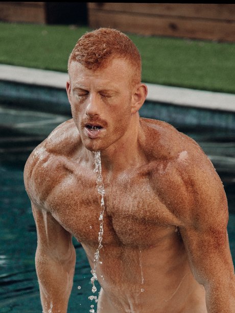 Thegingerfoxxx actrice artistique galerie