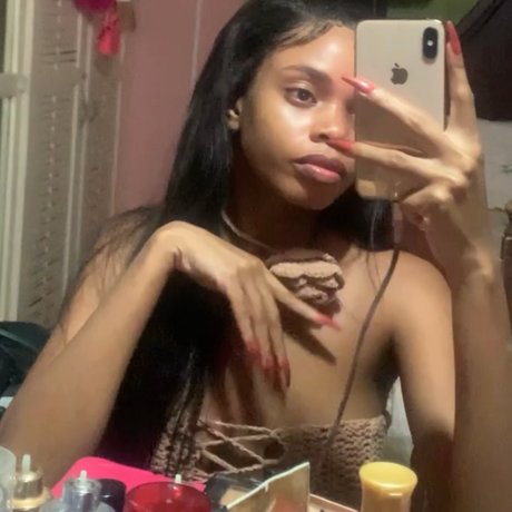 YKandyYaang_ jolie actrice galerie