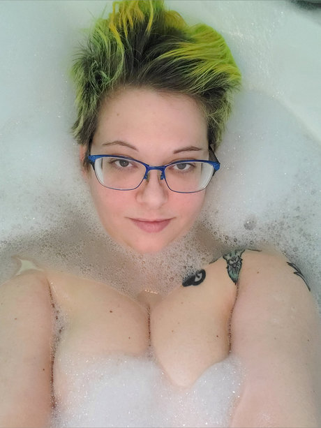 Chaos Kitten star du porno xxx archive