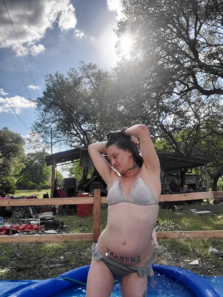 pom-pom girl nue onlyfans beau haut photo