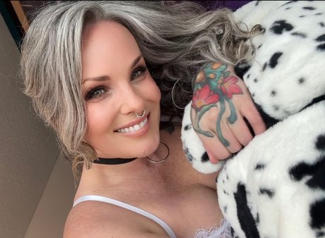 Taylor Joy star du porno gratuit images