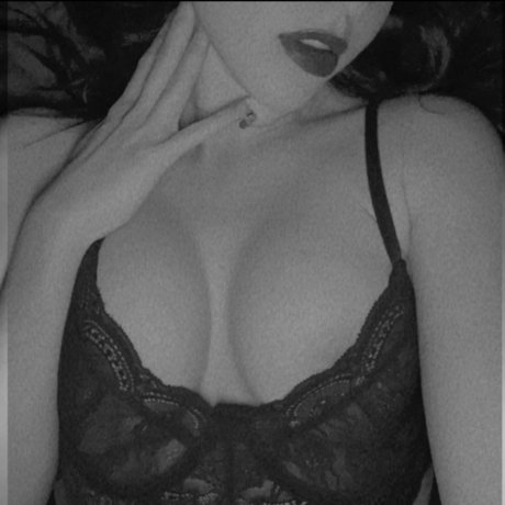 It s Zarah to you_ étoile sexy img