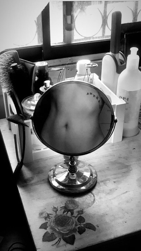 Javiera modèle de haute qualité img