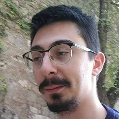 Yuri Crispi modèle porno galerie