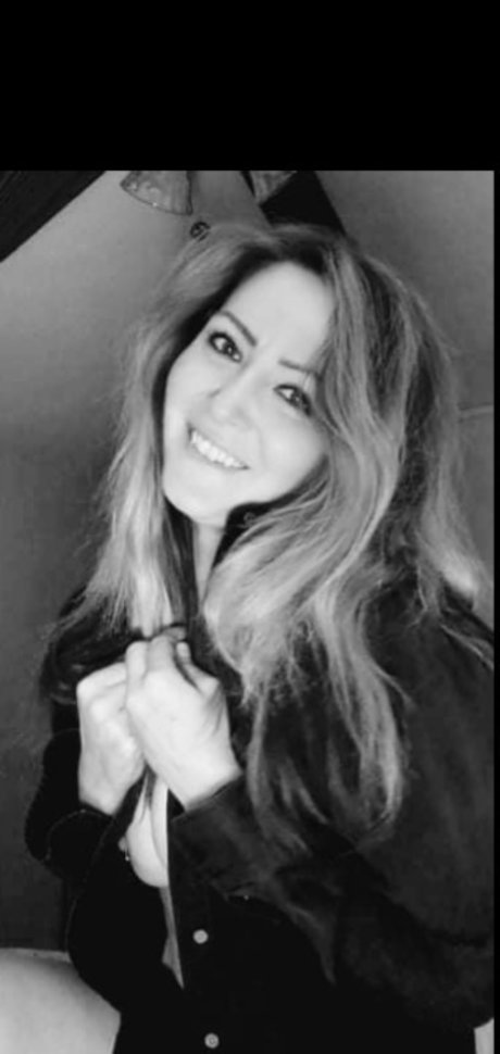 Suntanhottie69 star du porno érotique archive