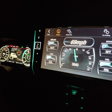 R m modèle magnifique img