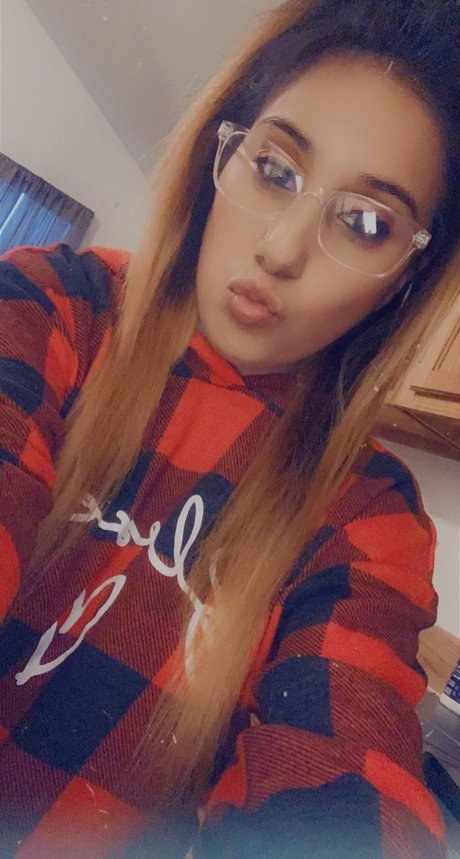 Suggatittz star du porno hd images