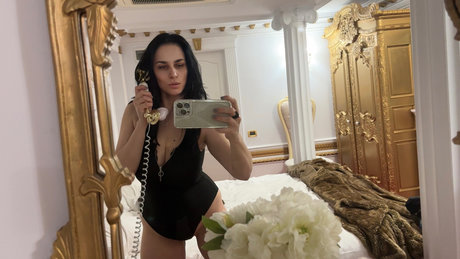 _Elise_ art étoile galerie