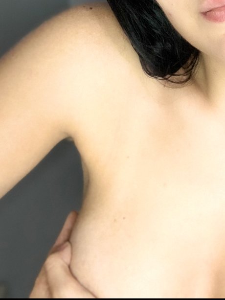 Chili Pepper star du porno en haute qualité archive