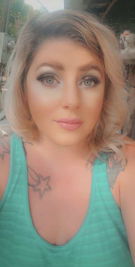 rousse au gros cul onlyfans sympa xxx collection