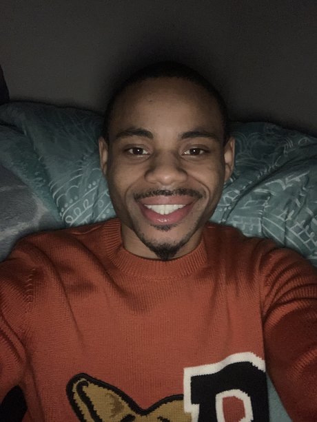 KingShit modèle érotique archive