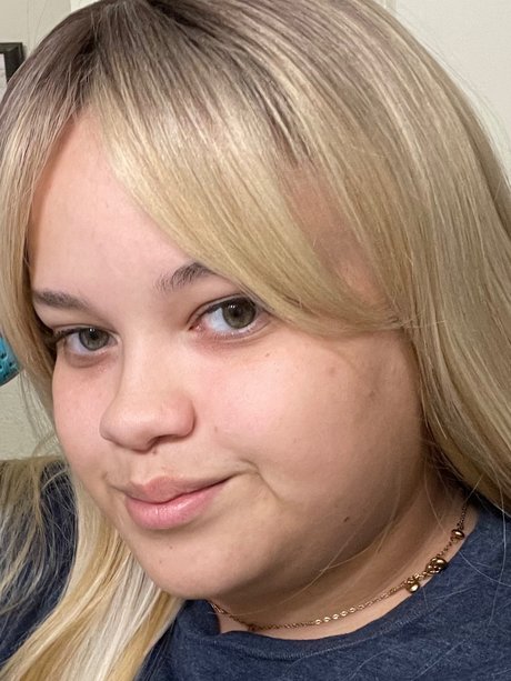 Luna Blumoon actrice xxx des photos