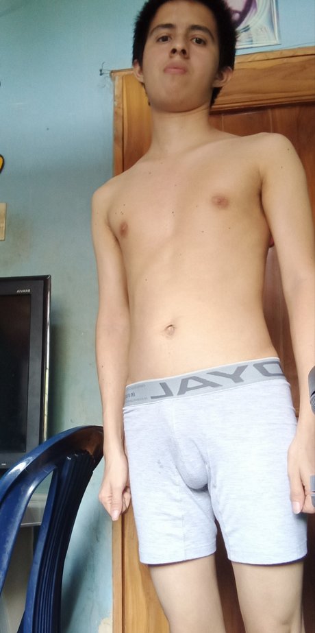 Rompefantasma3000 modèle sympa photos