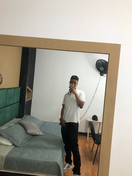 Juli n Arias joli modèle images