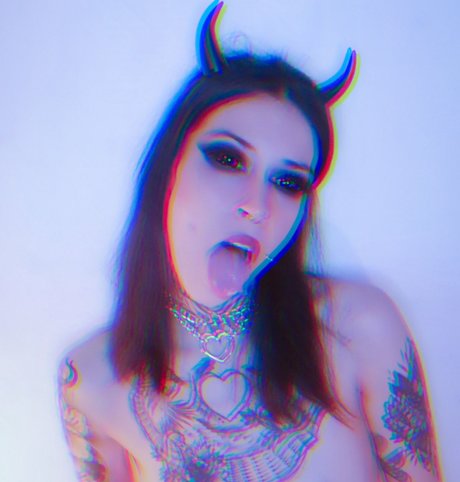 Lune Sauvage star du porno nue archive