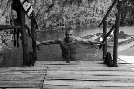 Fernando Carrillo modèle sexy img