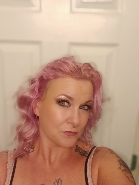 Nora Egan haut étoile img