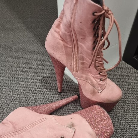 Feetsie Feet actrice sexy photo