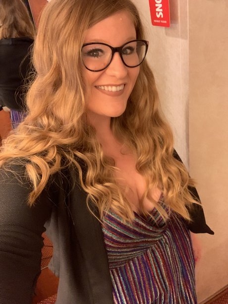 Irene Demova modèle hd des photos