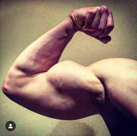 JackXL jolie star du porno des photos