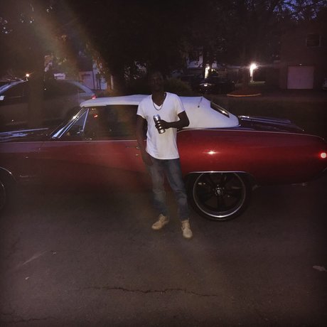 Bogator Mane 614 sexe star des photos