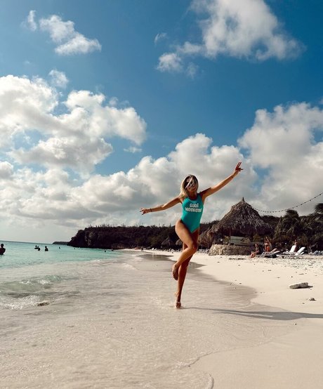 Gabi Lopes actrice nue photo