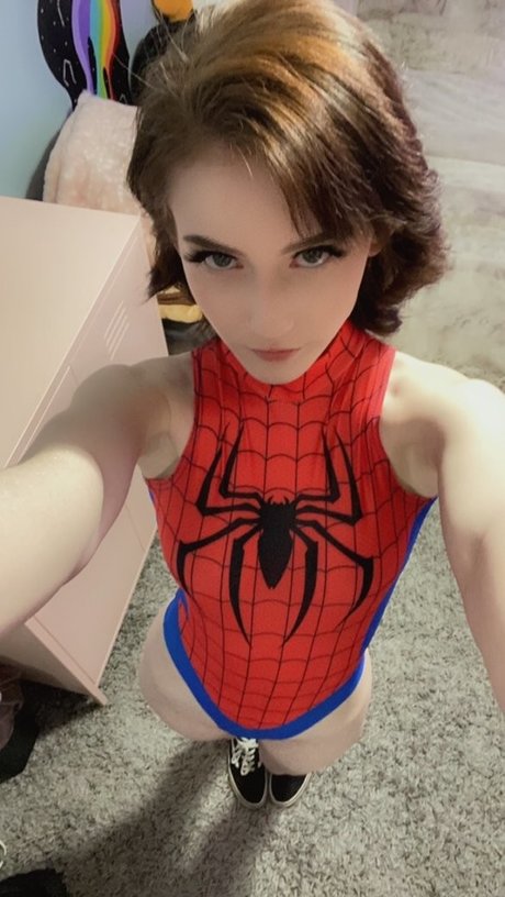 dominatrice trans onlyfans assez chaud img