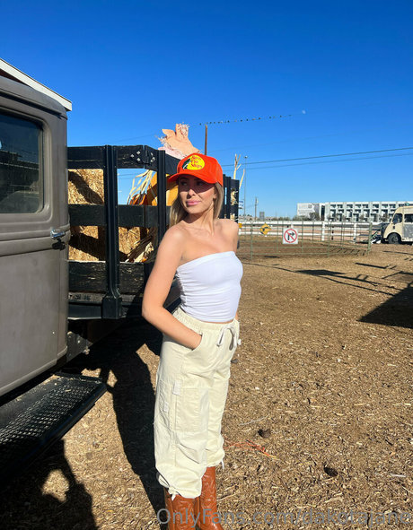 DakotaJane art modèle photo