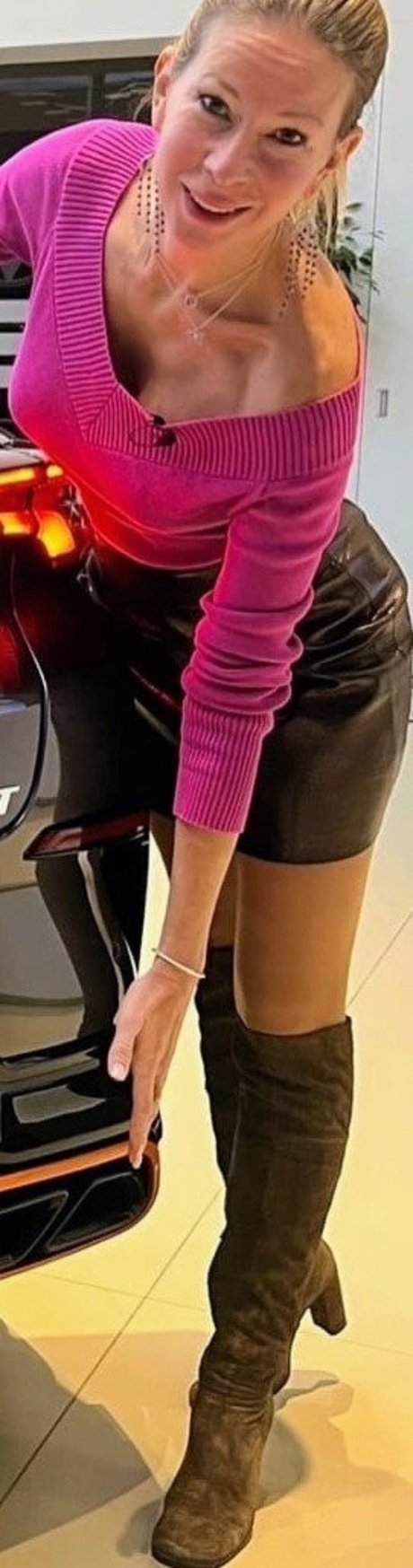 Lisa Rulit modèle joli galeries