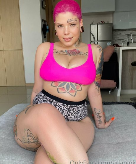 ariapink actrice adulte photo