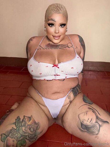 ariapink sexe star img