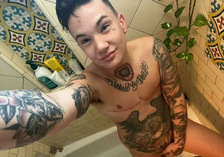 nikkihearts sexe star galerie