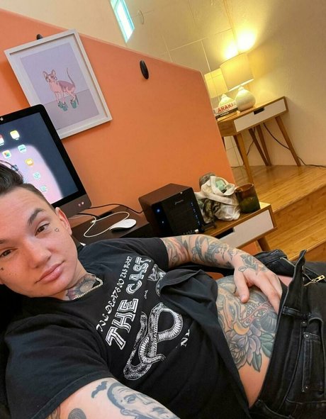 vieille milf onlyfans pornographique parfait photo