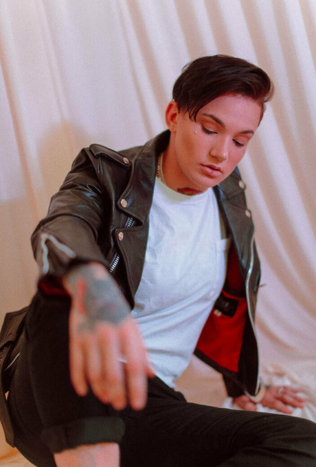 nikkihearts mannequin photos