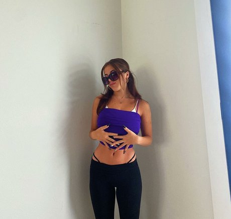 Baby Ariel étoile érotique archive