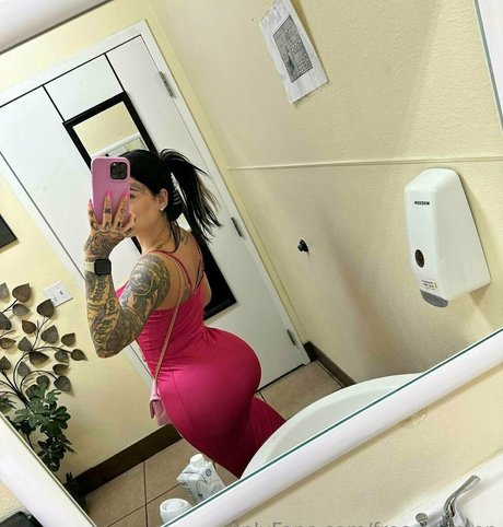 trio roux onlyfans pornographique érotique img