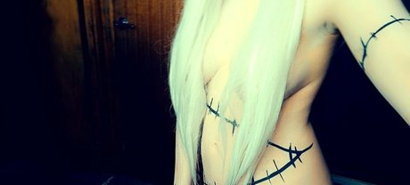 maxxyshy jolie star du porno photo