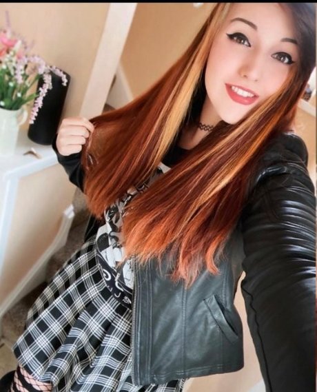 Gamming Bunny xxx star du porno image