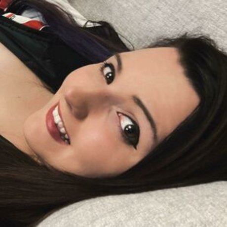 reine de pique onlyfans meilleure jolie image